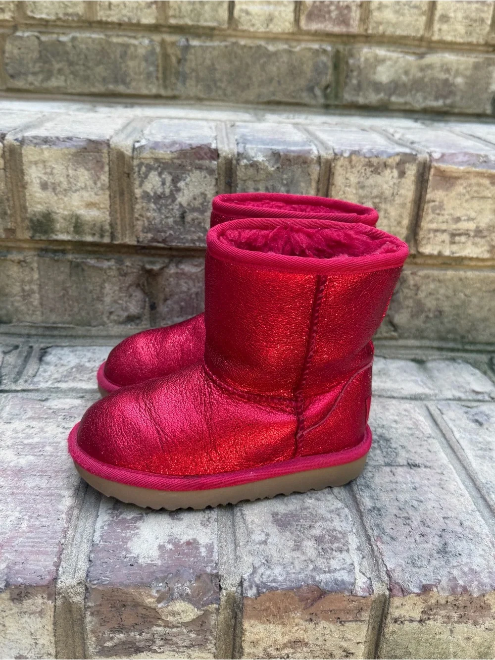 UGG classic ii
